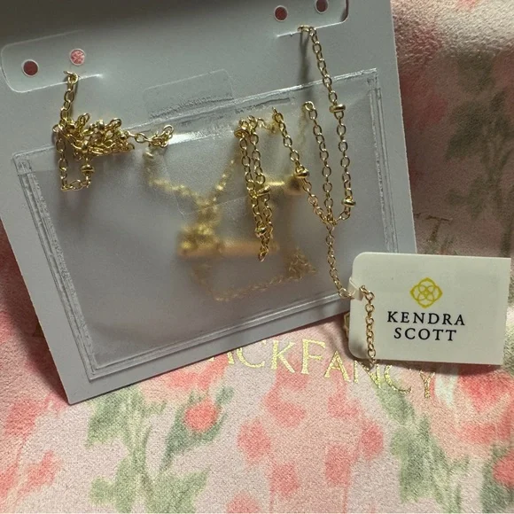 Kendra Scott Love Shack Fancy Gold Bow Necklace with Pearl - Picture 3 of 5